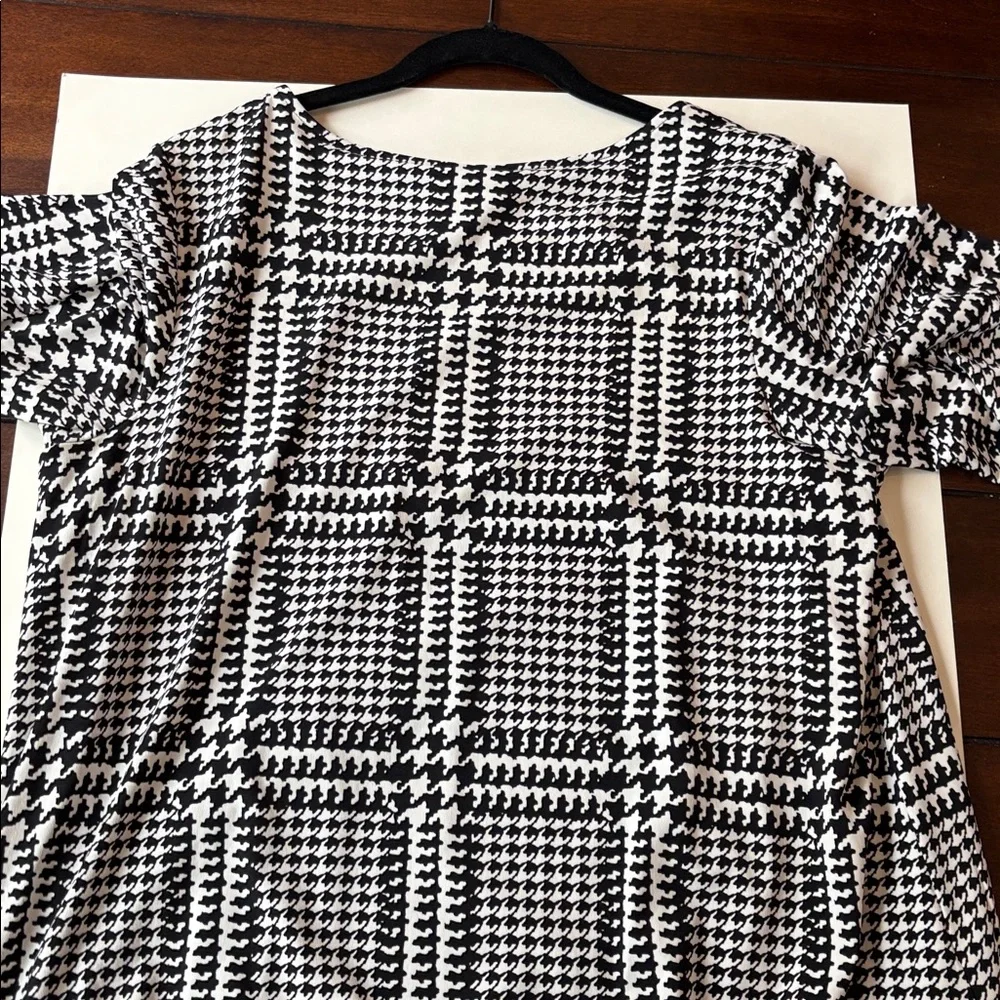 Alfani Woman 1X Black White Houndstooth Ruffle Sleeve Blouse Plus Size Top - Picture 7 of 7